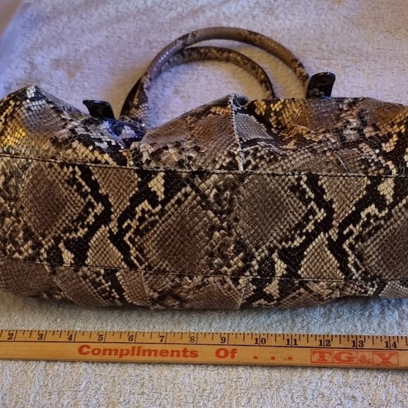 Stuart Weitzman Python Leather Shoulder Bag - Picture 5 of 10